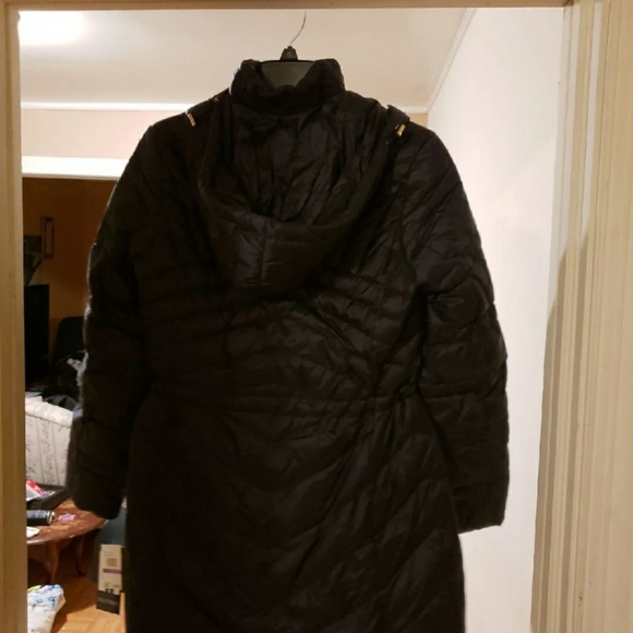 Womens jacket - Picture 2 of 3